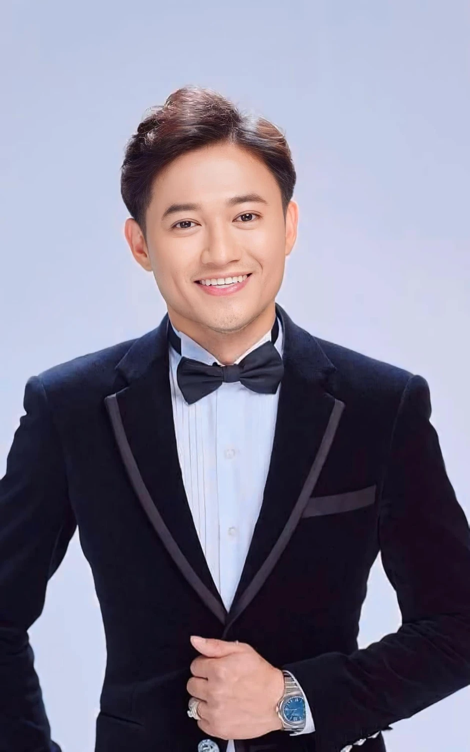Em trai Quý Bình: "Ai làm sai với anh và gia đình mình họ đang phải trả giá rồi" Em trai Quý Bình: "Ai làm sai với anh và gia đình mình họ đang phải trả giá rồi"