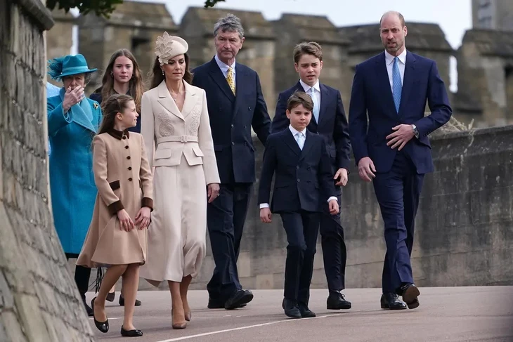 Gia đình Công nương Kate Middleton dự lễ Phục sinh sau 2 năm vắng mặt Gia đình Công nương Kate Middleton dự lễ Phục sinh sau 2 năm vắng mặt