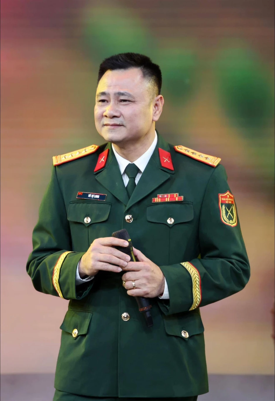 Giám đốc có học vị Tiến sĩ từng có quá khứ mưu sinh nhọc nhằn ít ai biết: Hiện tại sống trong căn hộ cao cấp ở Hà Nội