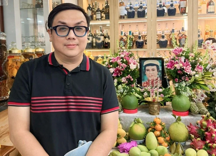 Giỗ lần 9 nghệ sĩ Thanh Sang, lại nhớ Thi Sách của Tiếng trống Mê Linh Giỗ lần 9 nghệ sĩ Thanh Sang, lại nhớ Thi Sách của Tiếng trống Mê Linh