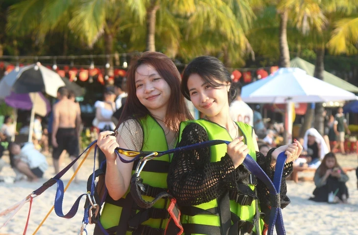 Hà Tiên mong muốn đưa lễ hội Tao đàn Chiêu Anh Các thành di sản văn hóa phi vật thể quốc gia Hà Tiên mong muốn đưa lễ hội Tao đàn Chiêu Anh Các thành di sản văn hóa phi vật thể quốc gia