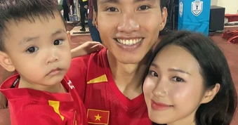 Hai năm chật vật của Đoàn Văn Hậu - Doãn Hải My