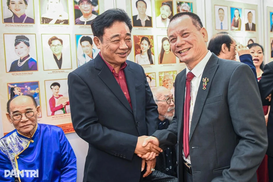 Hai NSND đóng vai Ngọc Hoàng: Người có biệt thự 200m2, người phải đi ở nhờ