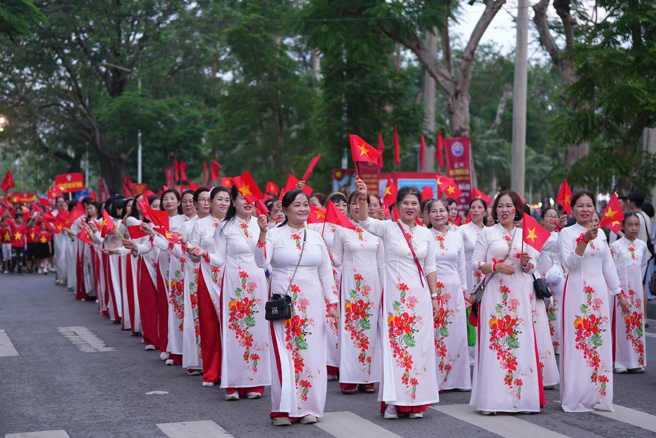 Hải Phòng tổ chức chuỗi hoạt động 7 ngày dịp Hoa Phượng Đỏ 2026 Hải Phòng tổ chức chuỗi hoạt động 7 ngày dịp Hoa Phượng Đỏ 2026
