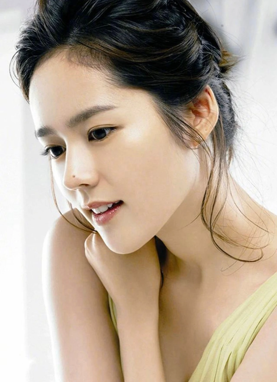 Han Ga In diện lại váy cưới sau 21 năm: Đích thị là nữ thần rồi! Han Ga In diện lại váy cưới sau 21 năm: Đích thị là nữ thần rồi!