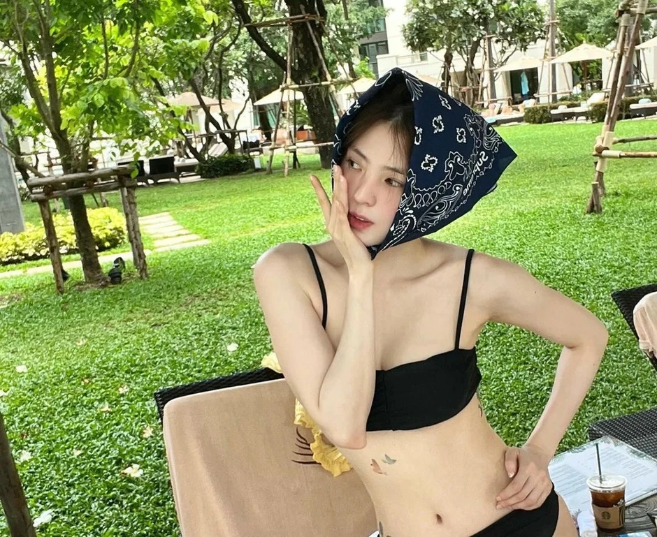 Han So Hee khai gian chiều cao? Han So Hee khai gian chiều cao?