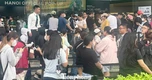 Hàng nghìn người ngồi vạ vật xuyên trưa ở 89 Láng Hạ