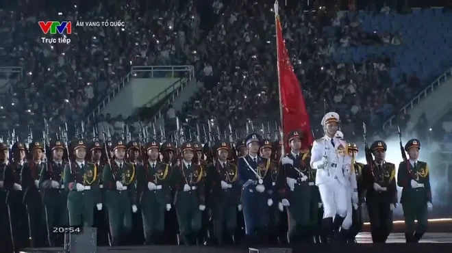 Hào hùng chương trình nghệ thuật đặc biệt "Âm vang Tổ quốc" Hào hùng chương trình nghệ thuật đặc biệt "Âm vang Tổ quốc"