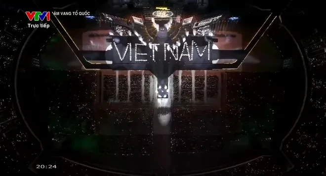 Hào hùng chương trình nghệ thuật đặc biệt "Âm vang Tổ quốc" Hào hùng chương trình nghệ thuật đặc biệt "Âm vang Tổ quốc"