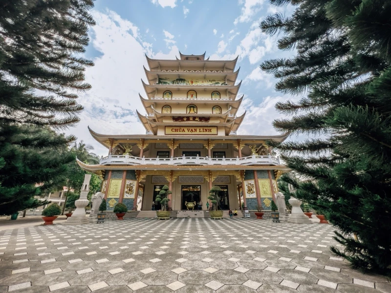 Hẹn nhau trên “nóc nhà miền Tây”