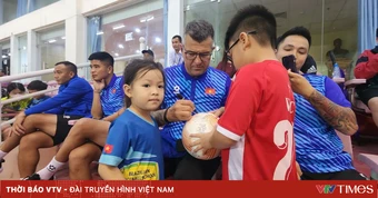 HLV ĐT U17 Việt Nam: "Tầm vóc của Cristiano Ronaldo vượt qua mọi rào cản tuổi tác"