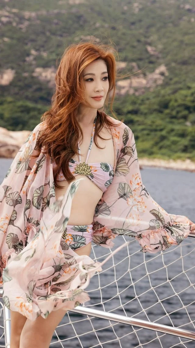 Hoa hậu 1997 cướp bạn trai thiếu gia của Á hậu trước ngày cưới, nay lộ diện với nhan sắc không tin nổi Hoa hậu 1997 cướp bạn trai thiếu gia của Á hậu trước ngày cưới, nay lộ diện với nhan sắc không tin nổi