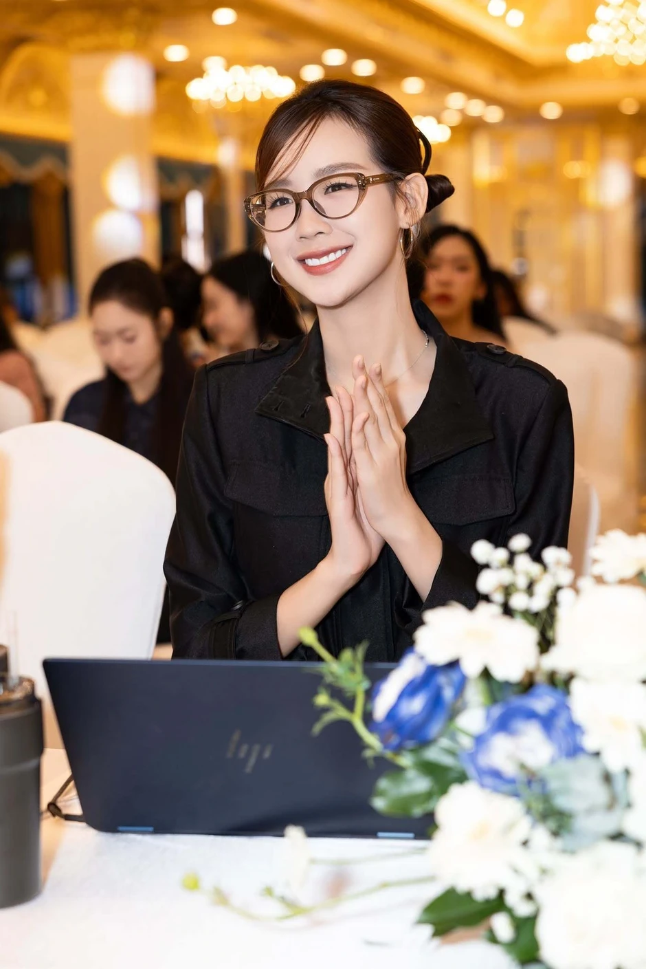 Hoa hậu Bảo Ngọc xin lỗi, nói rõ sự cố AI trong thư trúng tuyển thạc sĩ Hoa hậu Bảo Ngọc xin lỗi, nói rõ sự cố AI trong thư trúng tuyển thạc sĩ