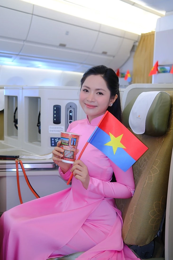Hoa hậu Bảo Ngọc: Yêu nước không chỉ tự hào, mà còn sống trách nhiệm và cống hiến Hoa hậu Bảo Ngọc: Yêu nước không chỉ tự hào, mà còn sống trách nhiệm và cống hiến