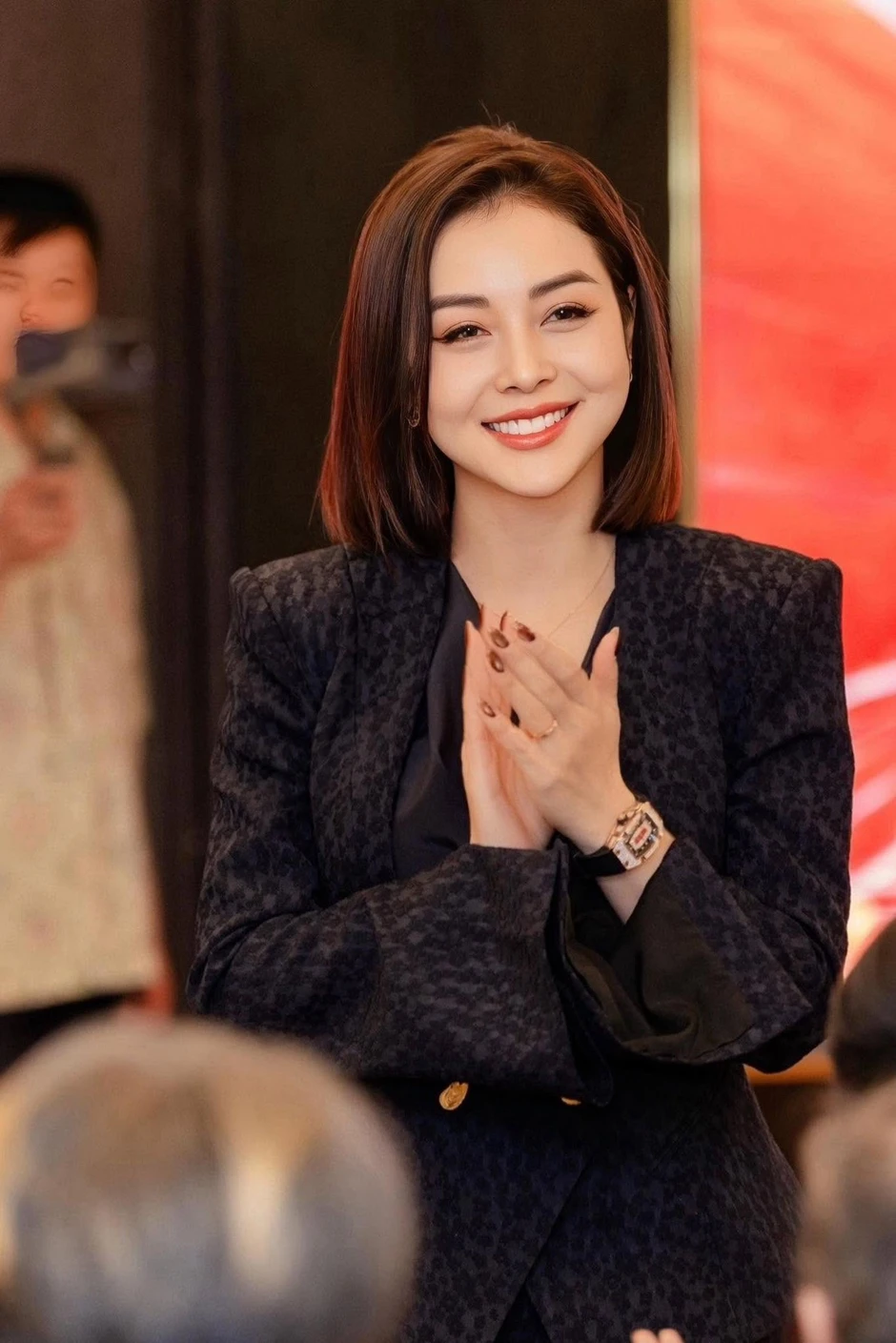 Hoa hậu đẹp nhất nhì Việt Nam chia tay ca sĩ nổi tiếng, tái hôn với đại gia giàu có Hoa hậu đẹp nhất nhì Việt Nam chia tay ca sĩ nổi tiếng, tái hôn với đại gia giàu có