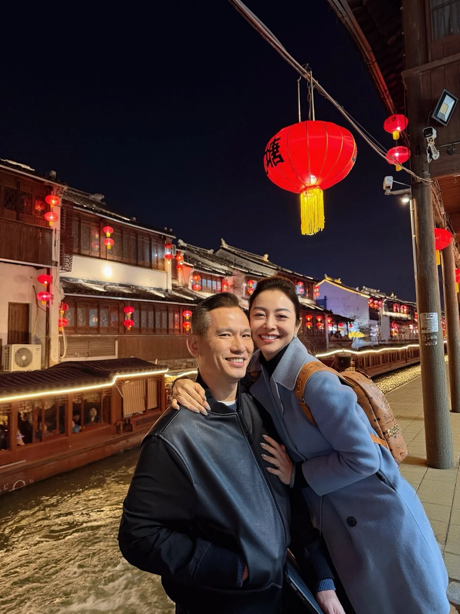 Hoa hậu đẹp nhất nhì Việt Nam chia tay ca sĩ nổi tiếng, tái hôn với đại gia giàu có Hoa hậu đẹp nhất nhì Việt Nam chia tay ca sĩ nổi tiếng, tái hôn với đại gia giàu có