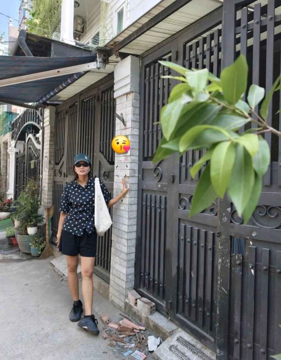 Hoa hậu H’Hen Niê mua nhà mới ở TPHCM, "tự thưởng" cho bản thân và con gái Hoa hậu H’Hen Niê mua nhà mới ở TPHCM, "tự thưởng" cho bản thân và con gái