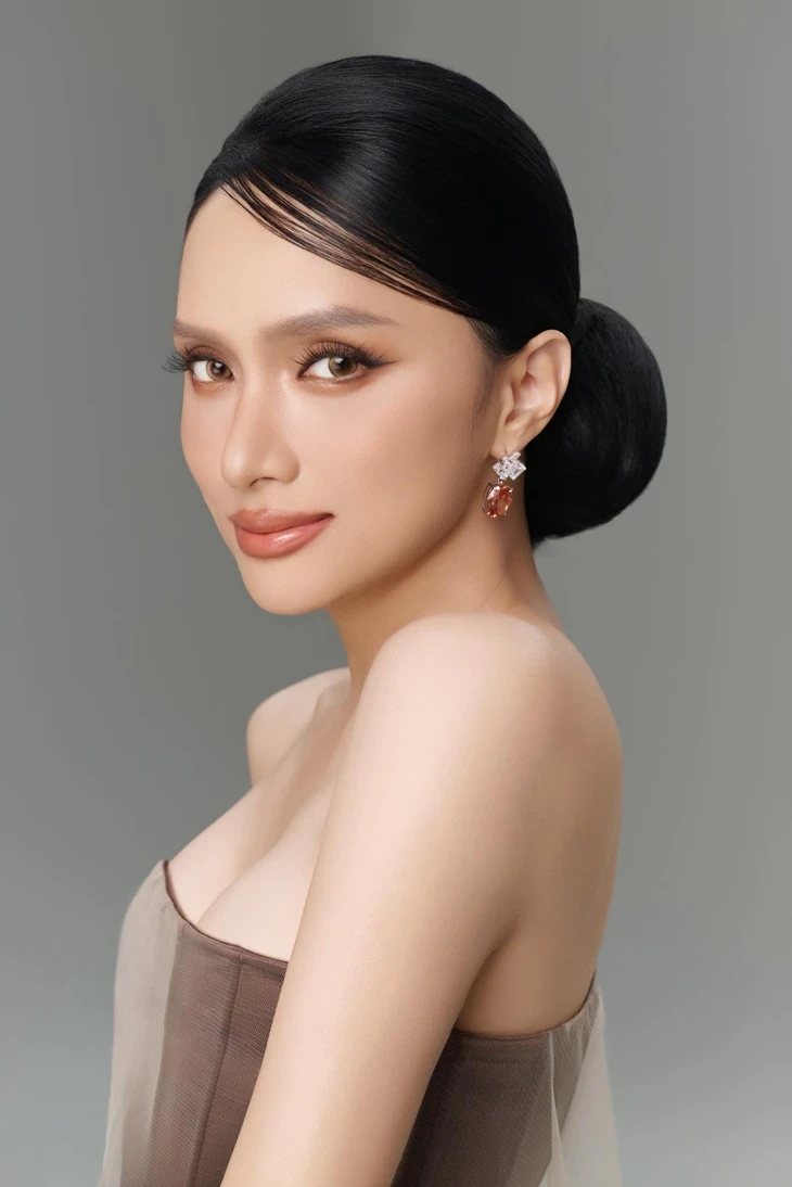 Hoa hậu Hương Giang được dự đoán đăng quang Miss Grand International All Stars Hoa hậu Hương Giang được dự đoán đăng quang Miss Grand International All Stars