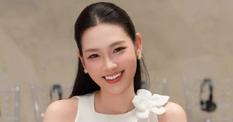 Hoa hậu Phương Linh, Á hậu Mỹ Anh rạng rỡ dự diễn đàn di sản cà phê