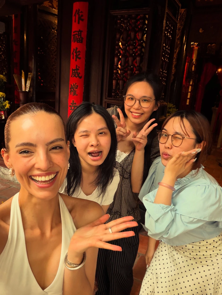 Hoa hậu Thế giới một tháng du lịch bụi Hà Nội, Sa Pa Hoa hậu Thế giới một tháng du lịch bụi Hà Nội, Sa Pa