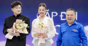 Hoa khôi Sinh viên không phải làm người của showbiz