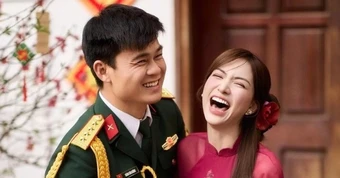 Hòa Minzy khoe clip hôn bạn trai: Nghệ sĩ cũng nên cẩn trọng và chừng mực?