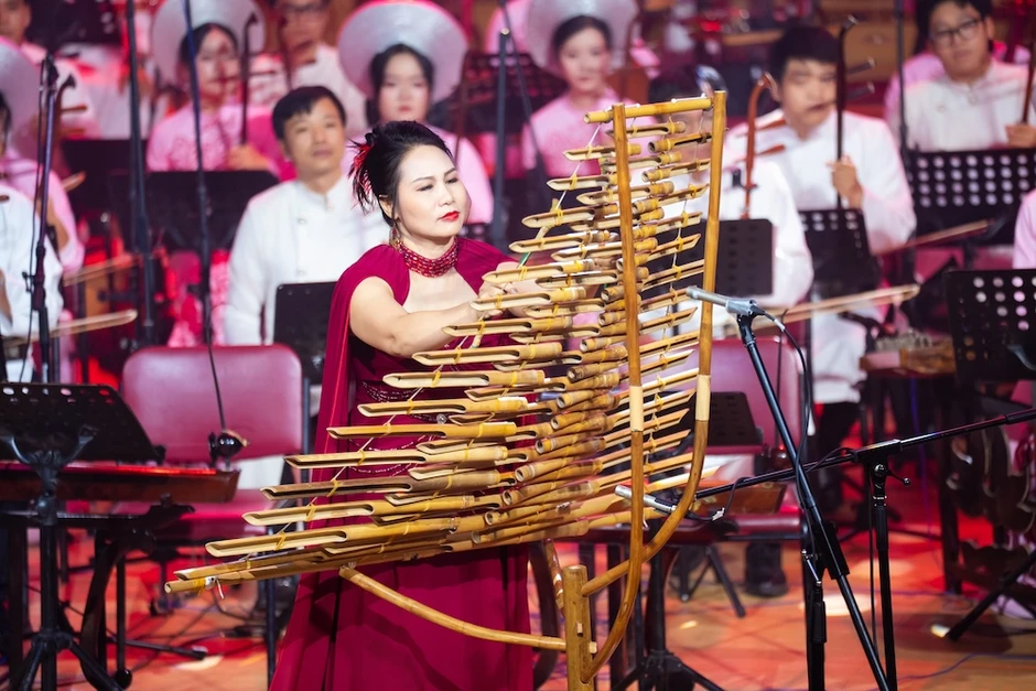 Hòa nhạc “Âm thanh Đất Việt”- Dàn nhạc Dân tộc Việt Nam khơi dậy niềm tự hào về nhạc cụ truyền thống dân tộc Hòa nhạc “Âm thanh Đất Việt”- Dàn nhạc Dân tộc Việt Nam khơi dậy niềm tự hào về nhạc cụ truyền thống dân tộc