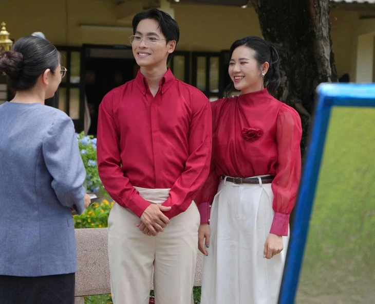Hoài An hóa mẹ kế 'hai mặt' trong Giữ lấy tình yêu Hoài An hóa mẹ kế 'hai mặt' trong Giữ lấy tình yêu
