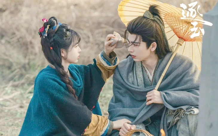 Hoài An hóa mẹ kế 'hai mặt' trong Giữ lấy tình yêu Hoài An hóa mẹ kế 'hai mặt' trong Giữ lấy tình yêu