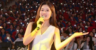 Hoàng Yến Chibi: “Hàng trăm lần ôm gối khóc nhưng không bỏ cuộc”