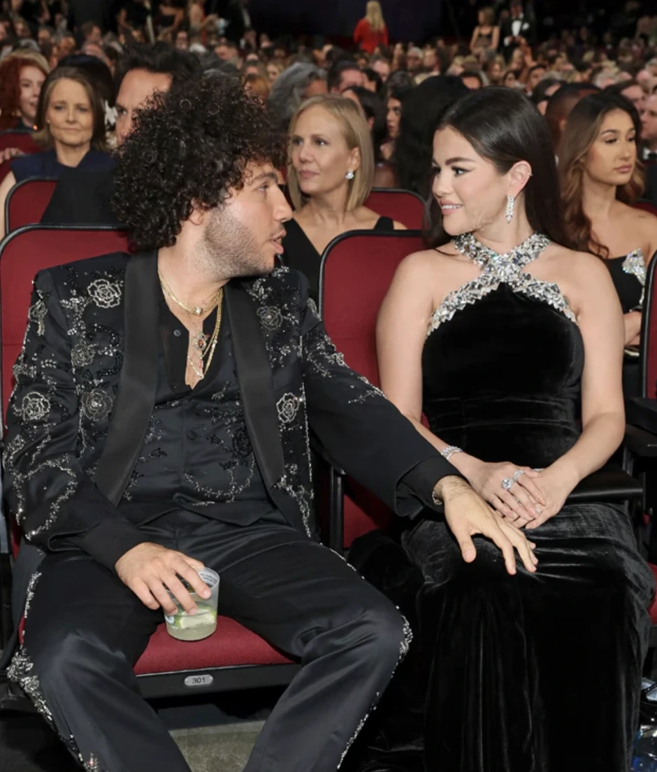 Hôn nhân ngọt ngào của Selena Gomez và 'phù thủy âm nhạc' Benny Blanco Hôn nhân ngọt ngào của Selena Gomez và 'phù thủy âm nhạc' Benny Blanco