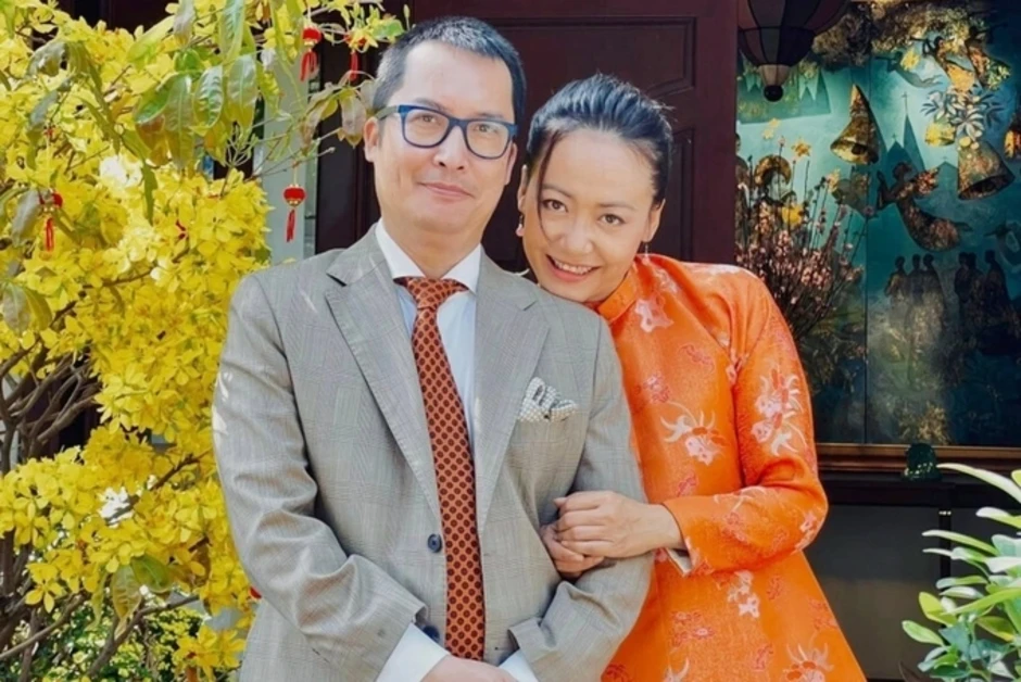Hồng Ánh: '17 năm không có con, vợ chồng tôi vẫn hạnh phúc' Hồng Ánh: '17 năm không có con, vợ chồng tôi vẫn hạnh phúc'