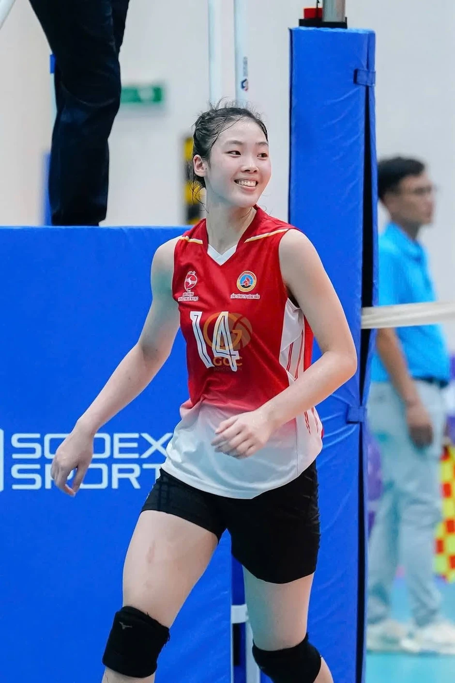 Hot girl bóng chuyền Việt Nam cao 1,86 m gây sốt ở ASIAD