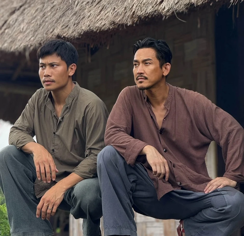 Hứa Vĩ Văn: "Giờ tôi thoải mái chọn kịch bản mà không chịu áp lực kinh tế" Hứa Vĩ Văn: "Giờ tôi thoải mái chọn kịch bản mà không chịu áp lực kinh tế"