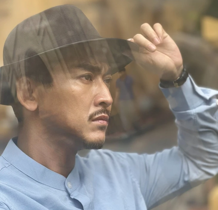Hứa Vĩ Văn xuất hiện trên VTV3, làm tình báo Hứa Vĩ Văn xuất hiện trên VTV3, làm tình báo