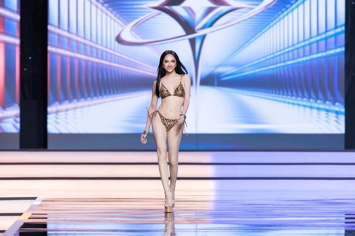 Hương Giang đứng thứ mấy trước giờ chung kết MGI All Stars? Hương Giang đứng thứ mấy trước giờ chung kết MGI All Stars?