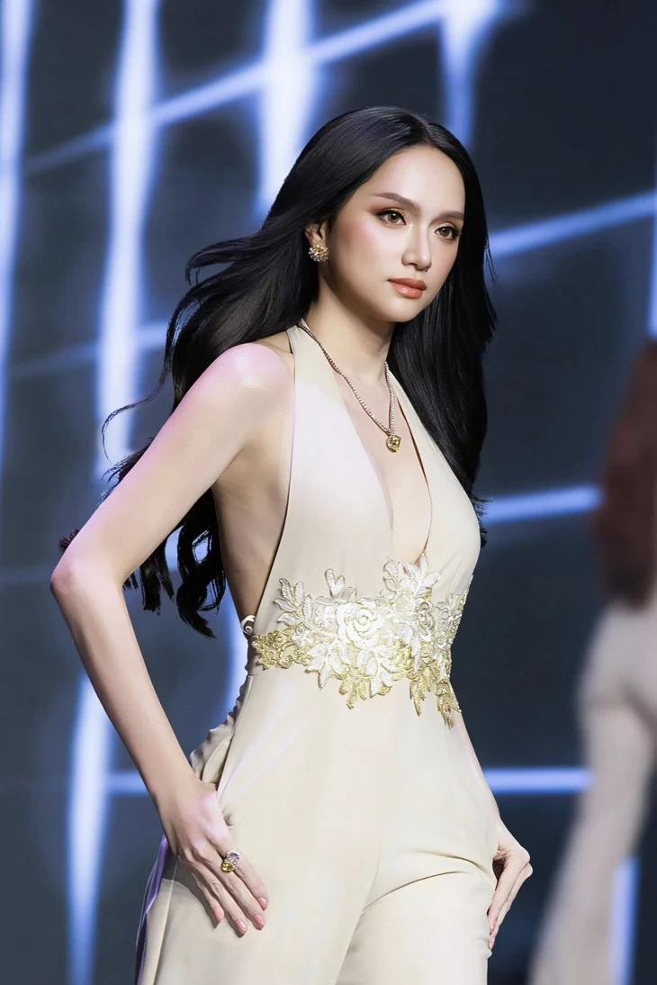 Hương Giang đứng thứ mấy trước giờ chung kết MGI All Stars? Hương Giang đứng thứ mấy trước giờ chung kết MGI All Stars?