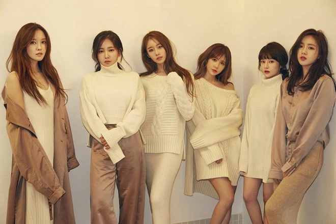 Hwayoung (cựu thành viên T-ara) kết hôn với doanh nhân hơn 3 tuổi, vừa tung ảnh chồng nhưng chỉ có 1000 like