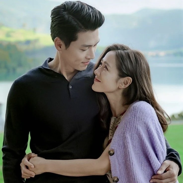 Hyun Bin bị Son Ye Jin mắng 1 câu điếng người Hyun Bin bị Son Ye Jin mắng 1 câu điếng người