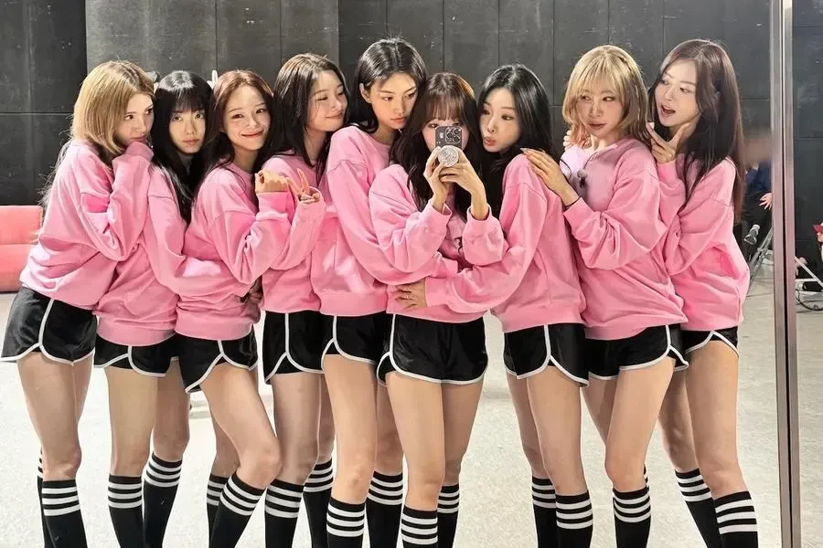 I.O.I trở lại với EP trước thềm tour tái hợp kỷ niệm 10 năm I.O.I trở lại với EP trước thềm tour tái hợp kỷ niệm 10 năm