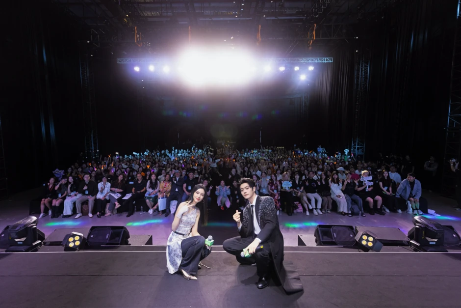 iQIYI Starship – Dàn sao “Nhất Âu Xuân” hội ngộ khán giả Việt Nam iQIYI Starship – Dàn sao “Nhất Âu Xuân” hội ngộ khán giả Việt Nam