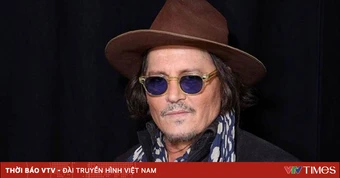 Johnny Depp trở lại