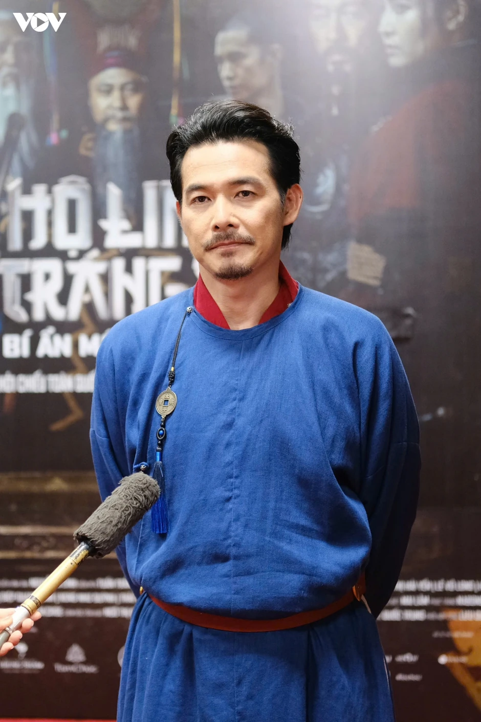 Johnny Trí Nguyễn cùng dàn sao trên thảm đỏ "Hộ linh tráng sĩ"