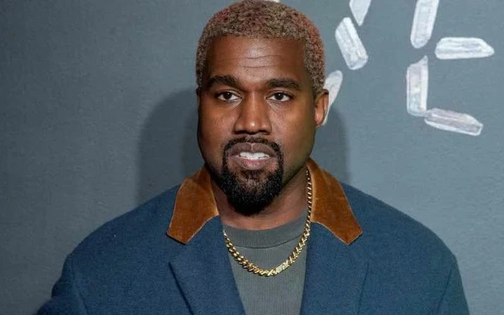 Kanye West hoãn concert sau khi Pháp cân nhắc cấm nhập cảnh Kanye West hoãn concert sau khi Pháp cân nhắc cấm nhập cảnh