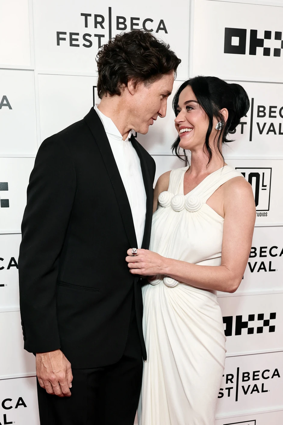Katy Perry gọi cựu Thủ tướng Canada là 'tình yêu của đời mình' Katy Perry gọi cựu Thủ tướng Canada là 'tình yêu của đời mình'