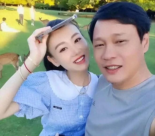 Kết cục của cầu thủ Phạm Chí Nghị từng bỏ vợ theo bồ nhí Kết cục của cầu thủ Phạm Chí Nghị từng bỏ vợ theo bồ nhí