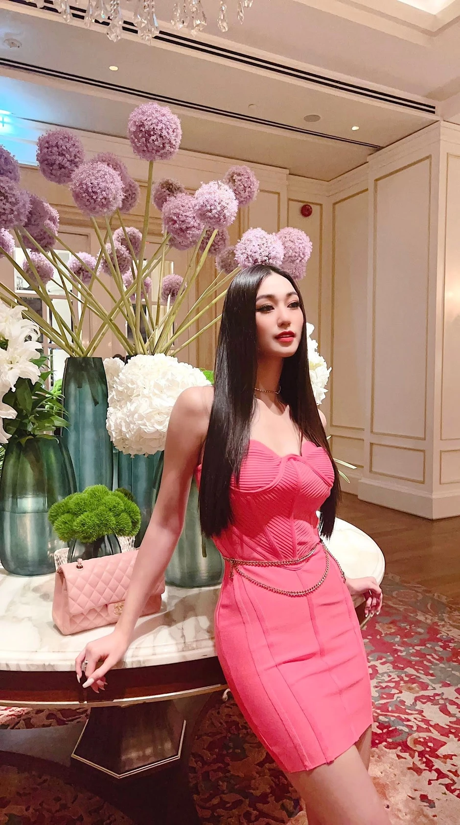Khánh My sau 8 năm kể chuyện từng được Trường Giang tán tỉnh: Sống kín tiếng, sở hữu nhà 7 tầng và chọn không chồng con ở tuổi 35 Khánh My sau 8 năm kể chuyện từng được Trường Giang tán tỉnh: Sống kín tiếng, sở hữu nhà 7 tầng và chọn không chồng con ở tuổi 35