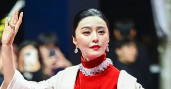 Khoảnh khắc gây sốc của Phạm Băng Băng