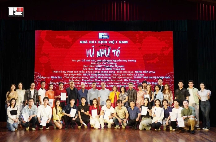 Khởi công dàn dựng vở kịch kinh điển "Vũ Như Tô" Khởi công dàn dựng vở kịch kinh điển "Vũ Như Tô"