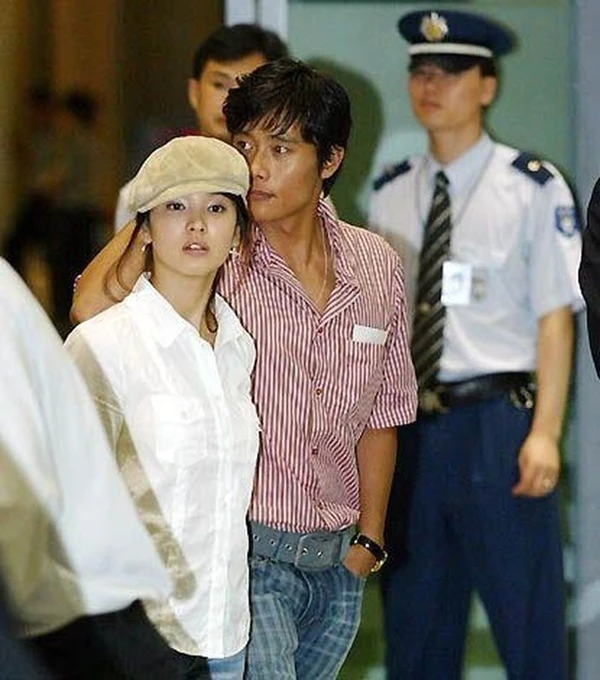 Không phải Song Joong Ki, đây mới là người khiến Song Hye Kyo đau đớn cả đời Không phải Song Joong Ki, đây mới là người khiến Song Hye Kyo đau đớn cả đời